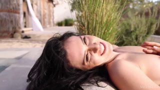 Met Art 24 11 26 Carmen Vega Naked Sand 2 XXX 1080p MP4 - WRB - Sand-9