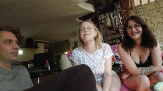 ELLY_S_BIRTHDAY_-_Thomas_Muse_-_EP11-3