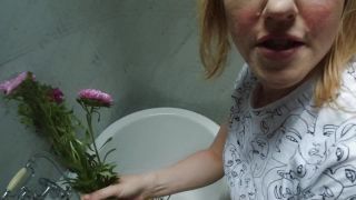 ELLY_S_BIRTHDAY_-_Thomas_Muse_-_EP11-4