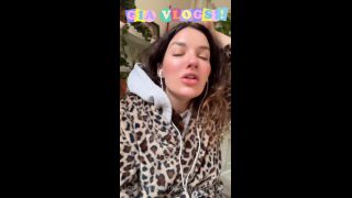 giaisabellaxx H265 2023-02-27 just flapping my lips thinking of u this cold monday morning  i always forget how muc-4