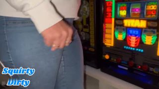 [K2S.CLUB] Squirtydirty - Glücksstrahl und Glückssträhne im privaten Casino - HD 720P-4