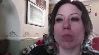 porn clip 32 TattooedMilfyMama – Old Content Ripping Tights N Blowing Gum - tattooedmilfymama - femdom porn diaper fetish porn-9