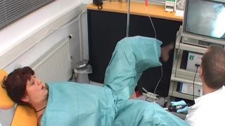 Spekula mov 84 Bladder exam cystoscopy (mp4)-7