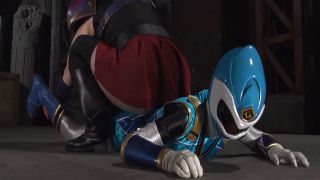 [WarAnLov.com] SPSE-01 Hisou Sentai Kageninja Blue is attacked by female-007-3