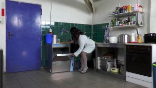 2 Stunden Notgeile Hausfrauen 3 (2024).-2