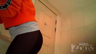 clip 19 Voyeur – hz Wc3179A on voyeur -0