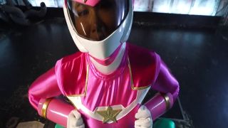 [SuperMisses.com] SPSD-59 Curvy female executive hero pet Velmaria-003-2