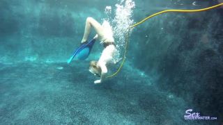 SexUnderwater e0500 Ali May Scuba Training (mp4)-4