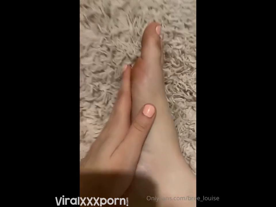 Blonde porn Bree Louise Must-Watch Bree Louise Gets Down n Dirty in Sweaty Porn Video