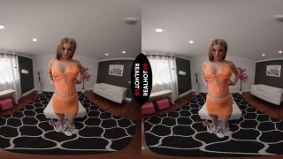 18 Yr Old Big Tits Teen Seduces You In The Office - Gear VR-1