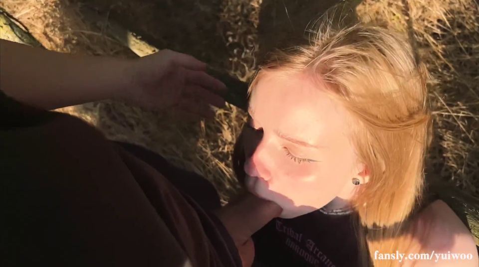 Yuiwoo - Horny Schoolgirl got Lost in the Forest and is Ready to do anything to get out [1080p] - Teen