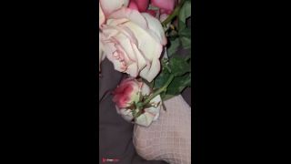 I masturbate my feet with roses-2
