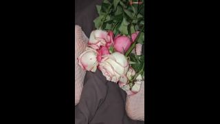 I masturbate my feet with roses-5
