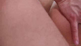 Video Gizelle Blanco   I Made My Stepsister Squirt! 1080p FullHD-7