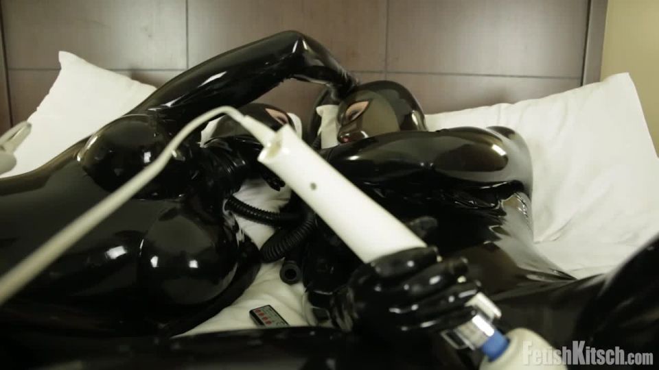 Latex Electro Fun Quick View Porn - New Sex Videos Online