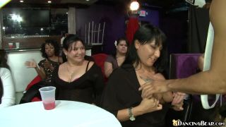 Dancingbear Sea Of Women: Dive Into Sensual Dance Fantasies-5