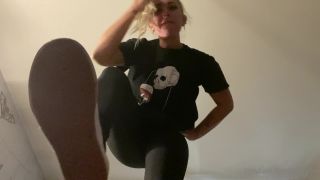 b findom  Giantess shrunken man in sweaty foot custom.,  on feet porn -0