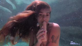 SexUnderwater e0979 Sofie Reyez UW Model Training 2 (mp4)-7