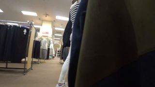 Sneaky Shots: Lustful Sister's Huge Boobs & Big Ass Change R-8