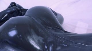 7103 latex rubber porn sex fetish 3-3