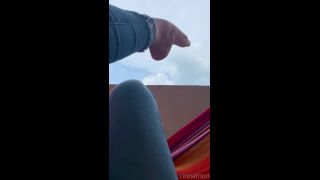 Onlyfans - cinnamonfeet2 - Goddess Cinnamon VIP - cinnamonfeetPOV Youre my neighbor across the street and you see my feet getting out off my terrace - 30-08-2021-7