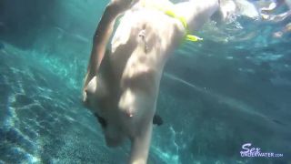 SexUnderwater e0508 Lacey Leveah UW Model Training (mp4)-0