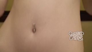 422641 Nervous 18 yr old firt-timer makes her debut porn video.-3