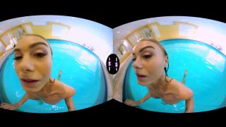 Nancy A, Solo, Virtual Reality video-2