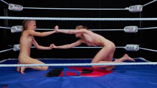 Tiffany Tatum Vs Bonnie Dolce  Slim Hotties Sex Fight.-2