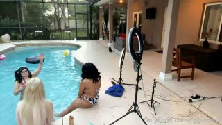 Ggummii - stream started at pm naked billiards oil shower scenes w ggummii d 12-11-2022-5