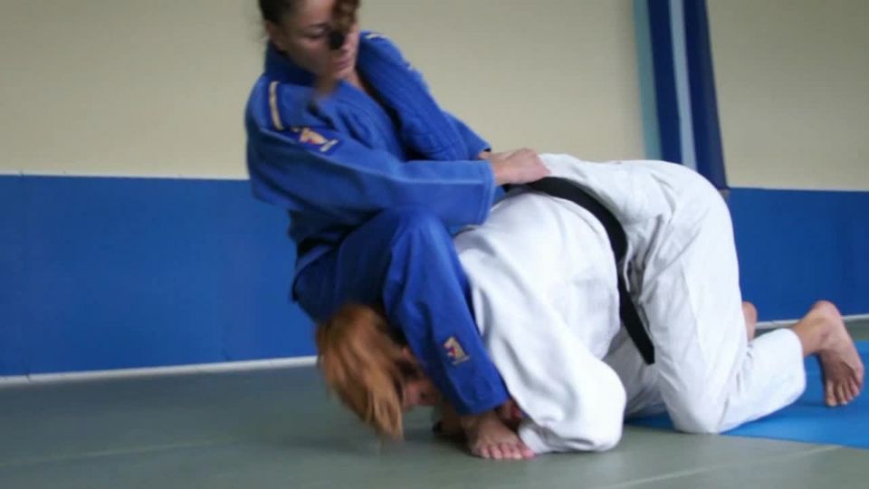 Judo Girls Newaza
