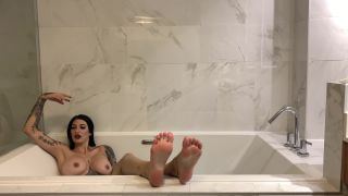 xxx clip 10 damazonia 27-11-2019 Massage my feet while I m enjoying my bath like a Queen on feet porn cosplay foot fetish-3