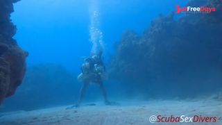 SCUBA Sex in a Sand Patch Full-Length Version - SexDivers-6