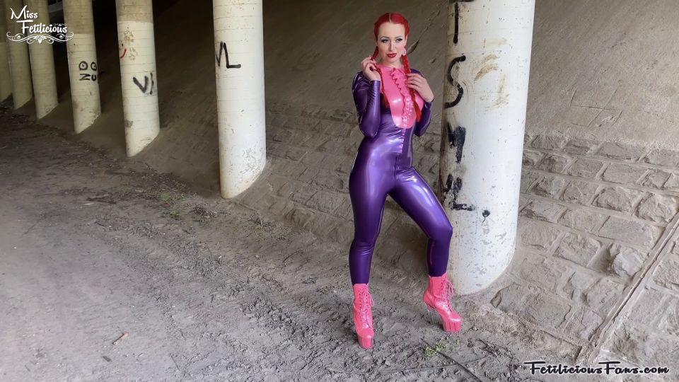 Miss Fetilici0us - Behind the Scenes Quick View Porn - Ne...