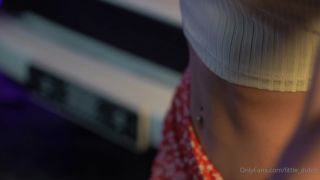 Little dutch Littledutch - i love to tease you do you like my outfit 19-05-2022-1