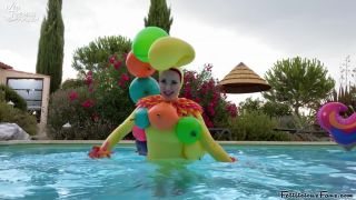 FetiliciousFans SiteRipPt 1Inflatable Wig at the Pool-7