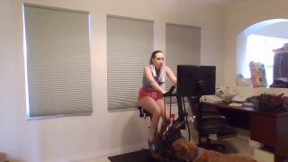 brittibratti 2023-07-14 Stream started at 07142023 0100 pm  Morning Workout-8