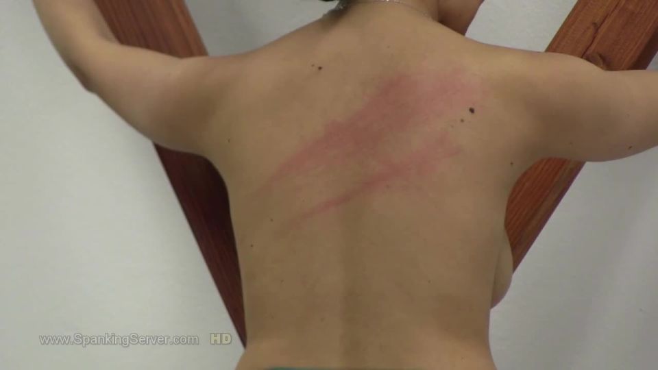 1692SpankingServer[Faphouse] - Yasmeena Lezdom Bare Back Whip - 2266