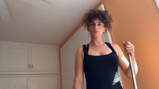 Teen Craves Best Friend's MILF Jew Mom in HD Reality Sex-1