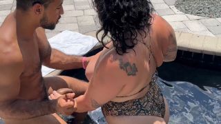 BBW Gets Poolside Anal Creampie With HUGE BBC.-1
