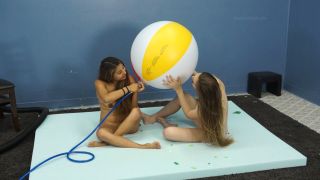 Custom Fetish - Ana Rides Rides Beach Ball Vivi Inflates - Fetish-5