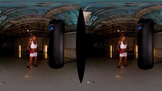 MRVR-004 黒ギャル格闘家の暴力的射精管理でM男が再起不能になるまで逆レ●プ:3ラウンド 鮫島るい-1