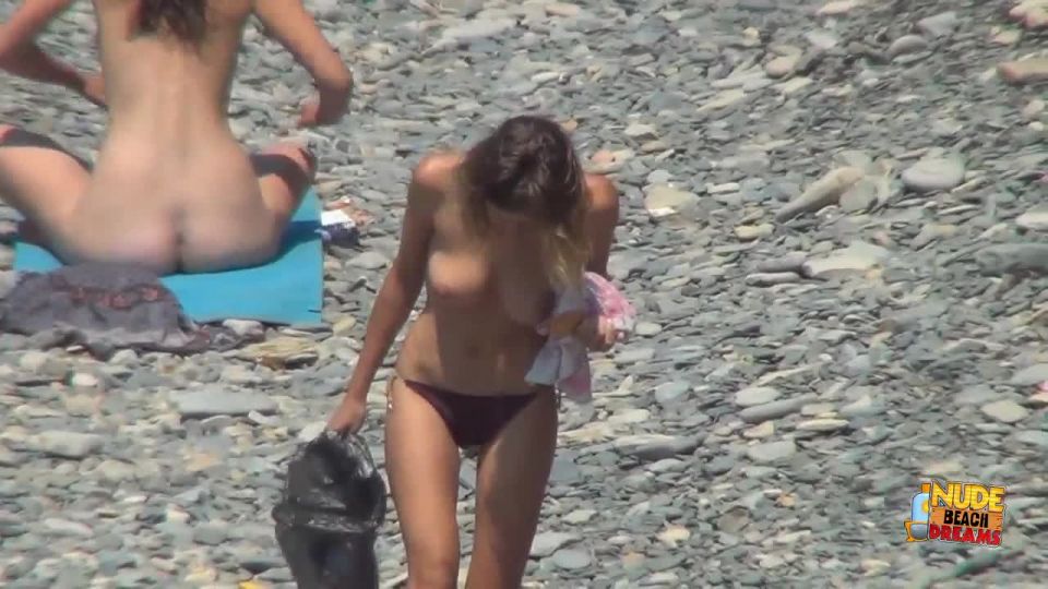 Nudist video  00871