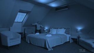 Alice Crowley - Lemon Acid 2 - Indoors-1