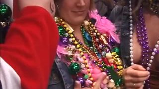 adult clip 12 amateur cam videos Girls Going Crazy #20, big boobs on public-2
