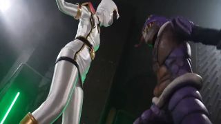 [SuperMisses.com] [ZENP-03] Beast God Squadron Beat Rangers: The Conquest of Beat Phoenix-000-3