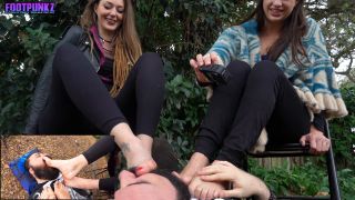  Doctor  Pussy Licking  Footpunkz - Sablique and Indica - Outdoor Foot Worship - Outdoor-8