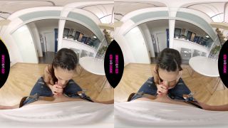 adult video clip 26  / virtual reality / reality-1