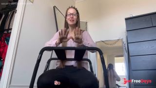 [GetFreeDays.com] Queen Pleasure Chair Review SFW Porn Clip December 2022-5