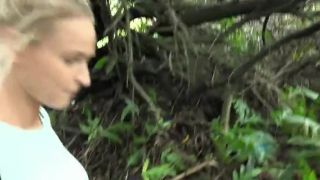 The road to Hana adventure turns into sweaty car sex!!!-0